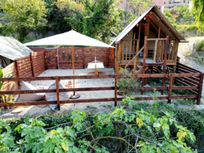 Twiga tenda su palafitta